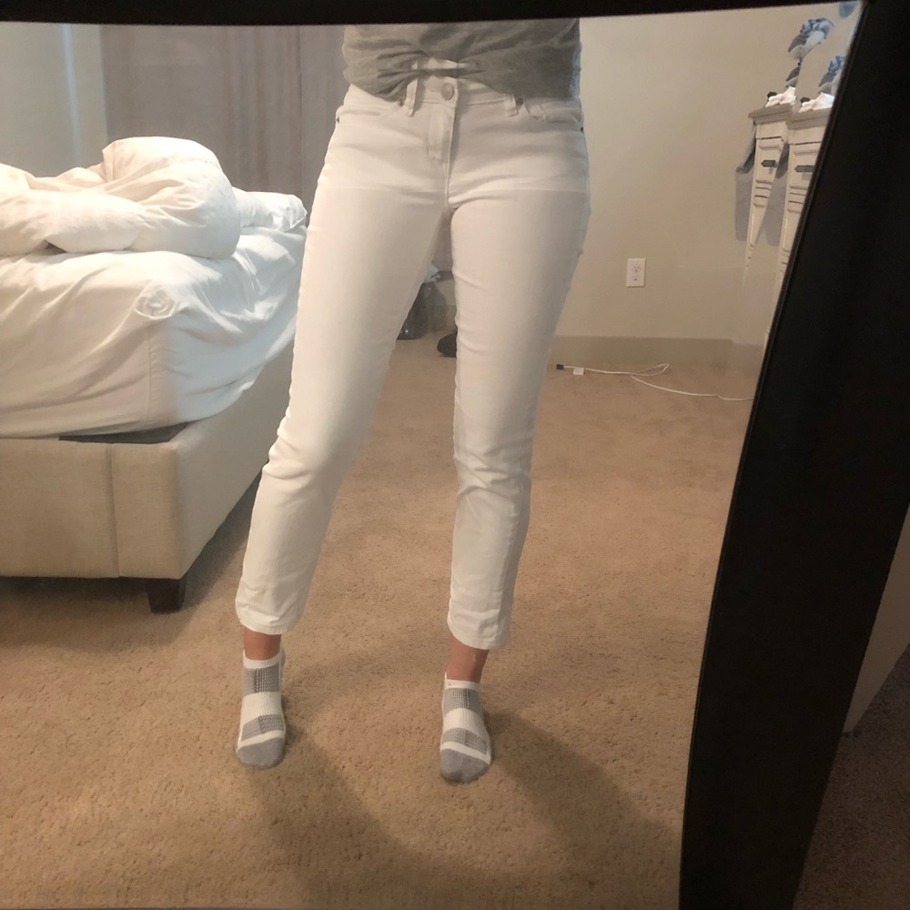 White crop pants. Great condition!